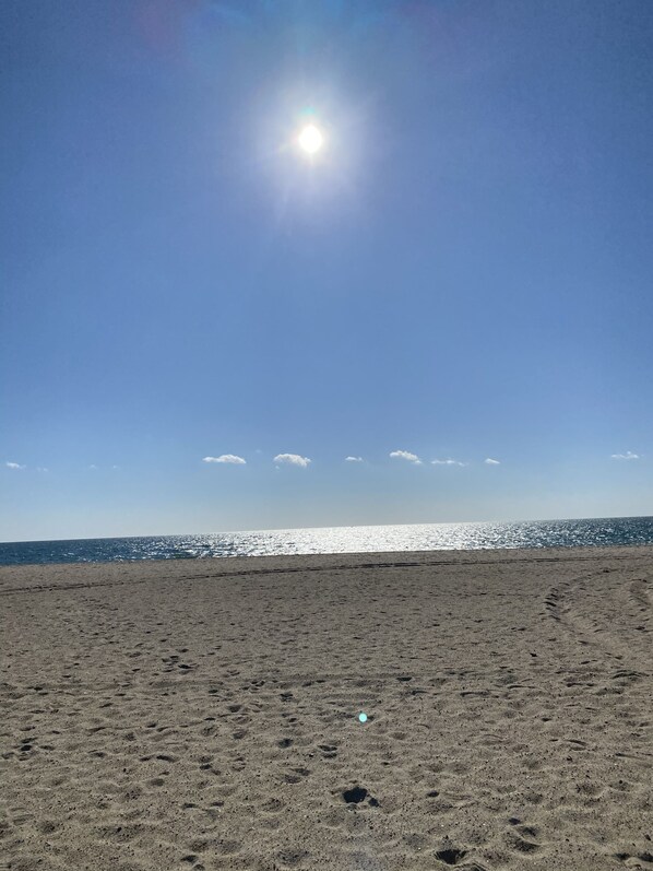 Beach nearby, sun loungers