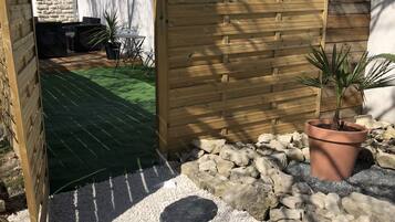 Enceinte de lâhĂ©bergement