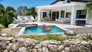 Terrace/patio - Modern and clean -spectacular view -private pool (Noord)