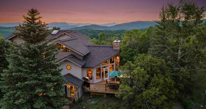 Ski Area Views + Hot Tub + Close to Skiing - Glacier Lodge East