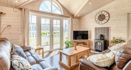 Largest size of lodge available at the Marina. Pet friendly & disabled access.