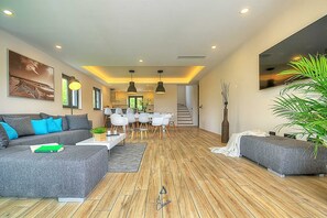 Smart TV, DVD player, books