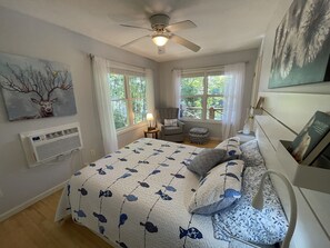 1 soverom, strykejern/-brett, wi-fi (inkludert) og sengetøy