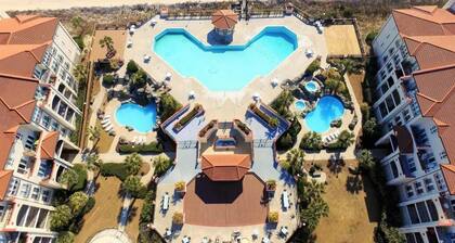 Villa Capriani - Ocean Front resort- King Suite#1- Sleeps 4