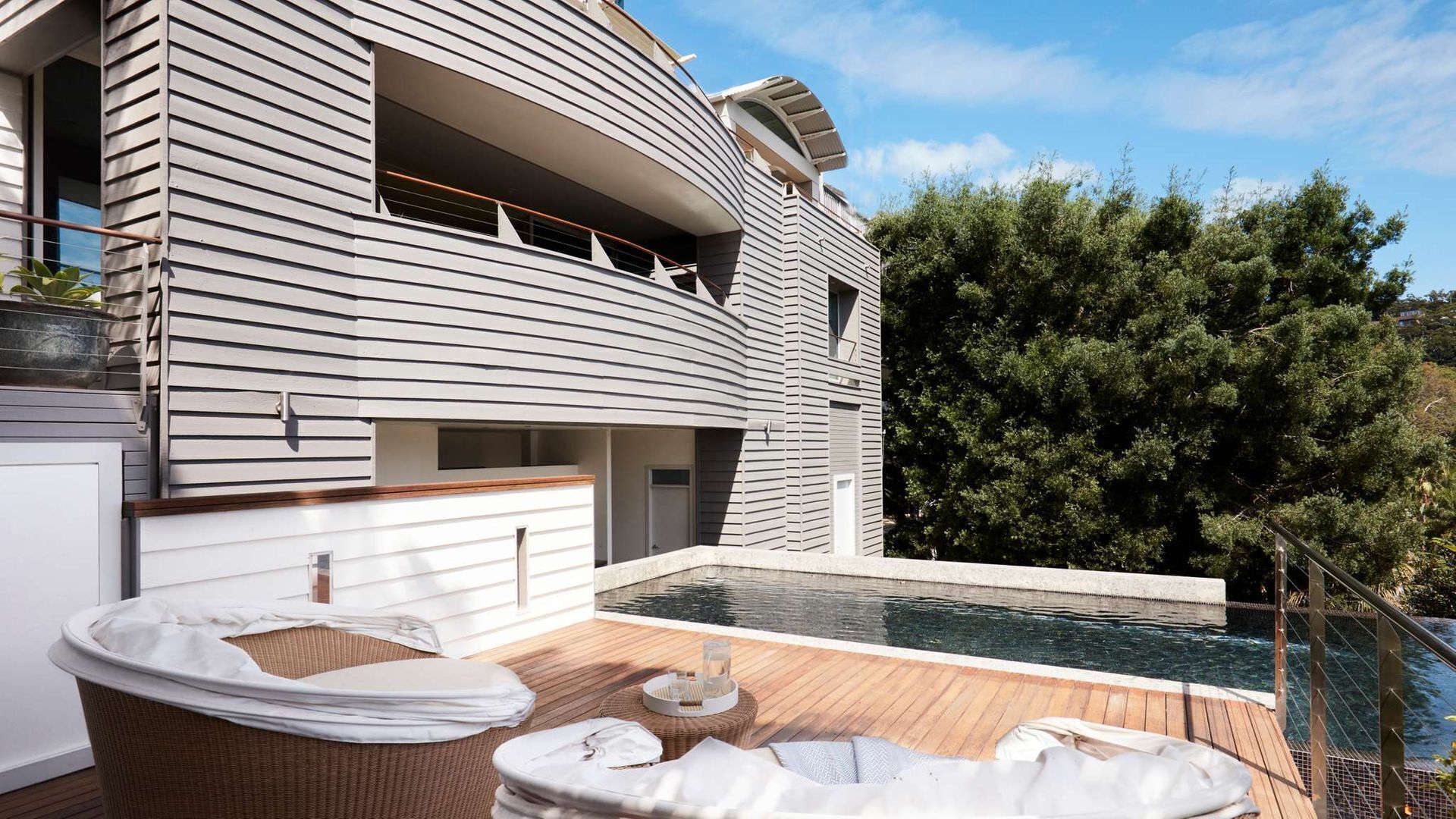 The Curve by Contemporary Hotels — image 2