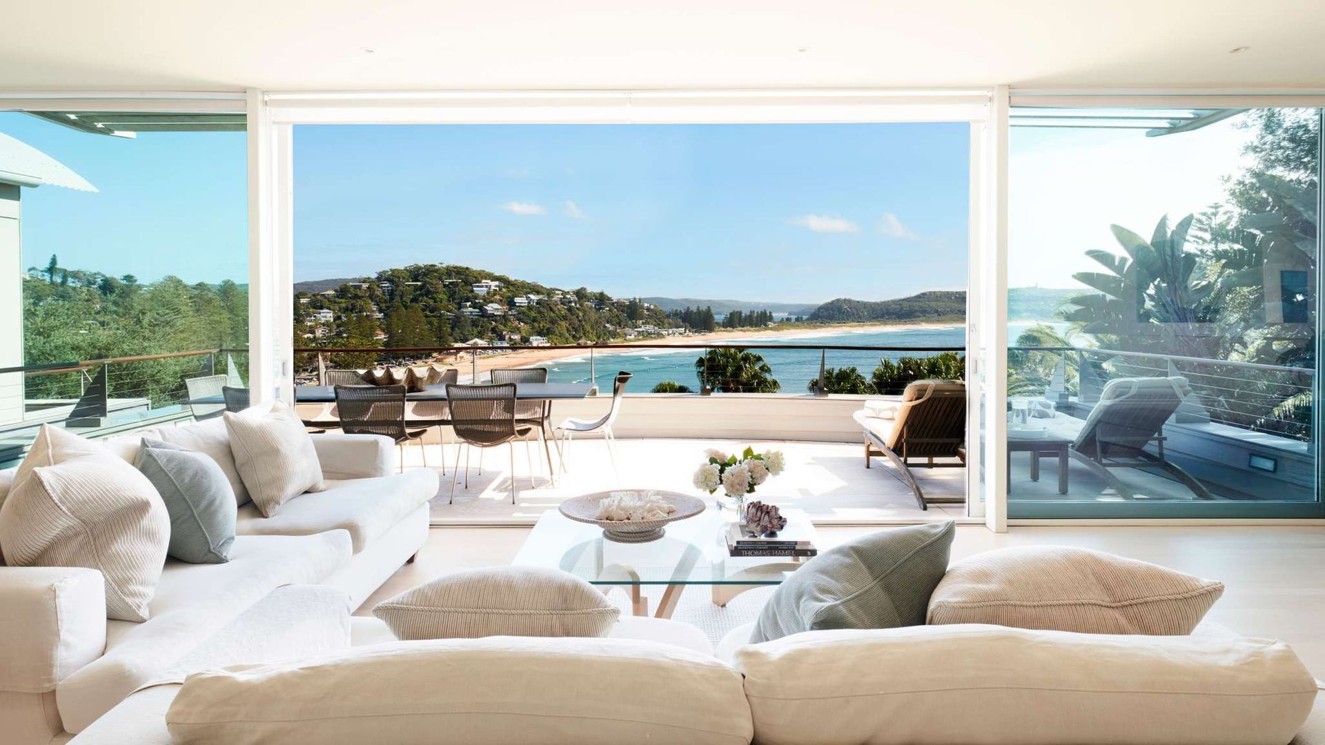 The Curve by Contemporary Hotels — image 12