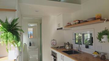 冰箱、微波炉、烤箱、茶具/咖啡用具