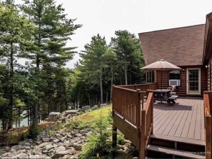 Outdoor dining - Summer & Fall availability!! Private Coastal Log Cabin, view of the Maine Coast. (Westport)