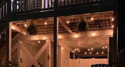 FULLY RENOVATED: pool, walk to beach, water views!