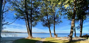 Property grounds - Waterfront gem, sandy beach, modern kitchen, large great room, free firewood (Sturgeon Bay)