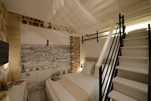 In-room safe, iron/ironing board, free WiFi, bed sheets