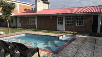 Piscina a l'aire lliure