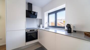 Fridge, microwave, oven, dishwasher