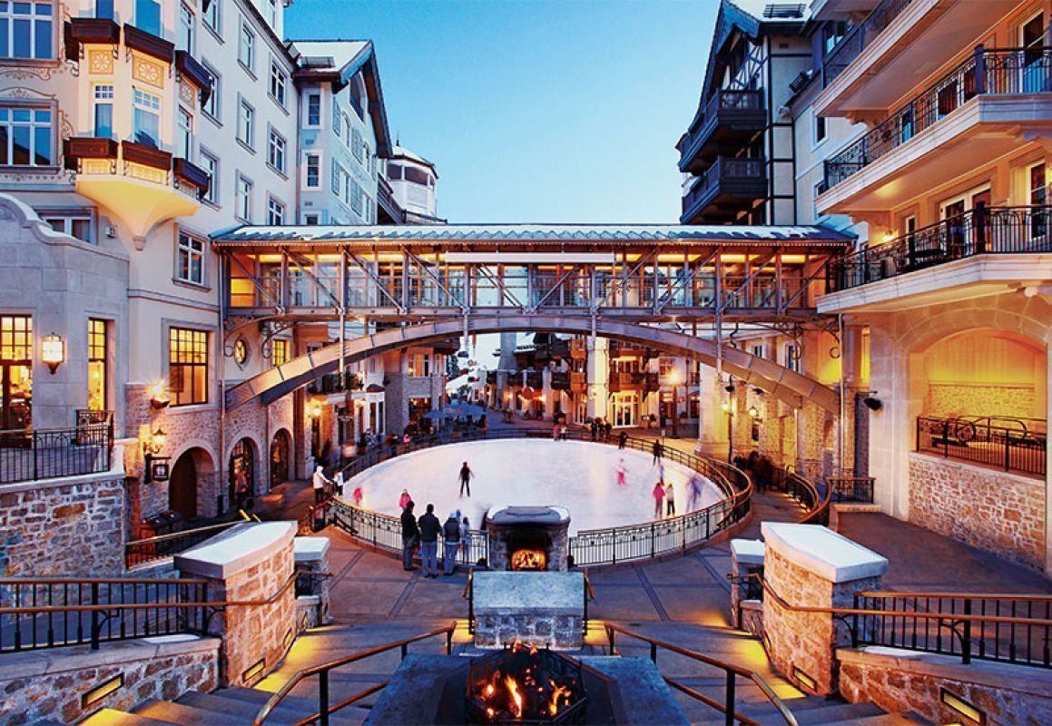 Ultimate Family Destination! Near Eagle Bahn Gondola, Hot tub, Restaurant!