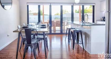 Pet-Friendly Home + Pool, Walk to Warana Beach