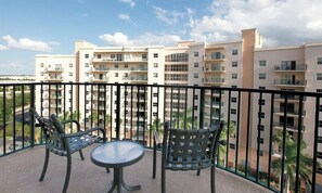 Property grounds - 2 Bedroom Deluxe at Club Wyndham Palm - Aire (Pompano Beach)