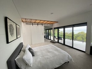 2 bedrooms, free WiFi, bed sheets - Sunny’s hideout (MacLeay Island)