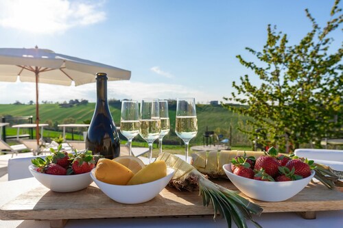 Villa Clair - Charming Villa in Marche Countryside
