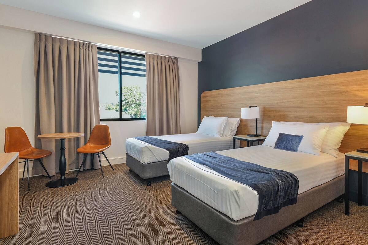 Family Room, Multiple Beds, Ensuite | 1 bedroom, minibar, in-room safe, desk
