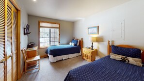3 bedrooms, internet, bed sheets
