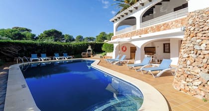 Wunderschöne Villa "Villa Las Palmeras" mit Meerblick, Pool, WLAN, A/C, Garten & Terrasse