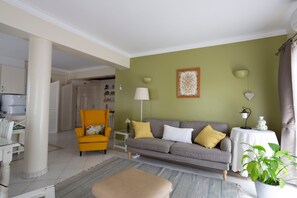 Télévision, cheminée