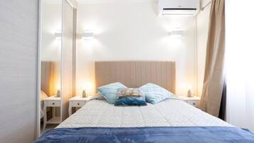 2 bedrooms, iron/ironing board, free WiFi, bed sheets