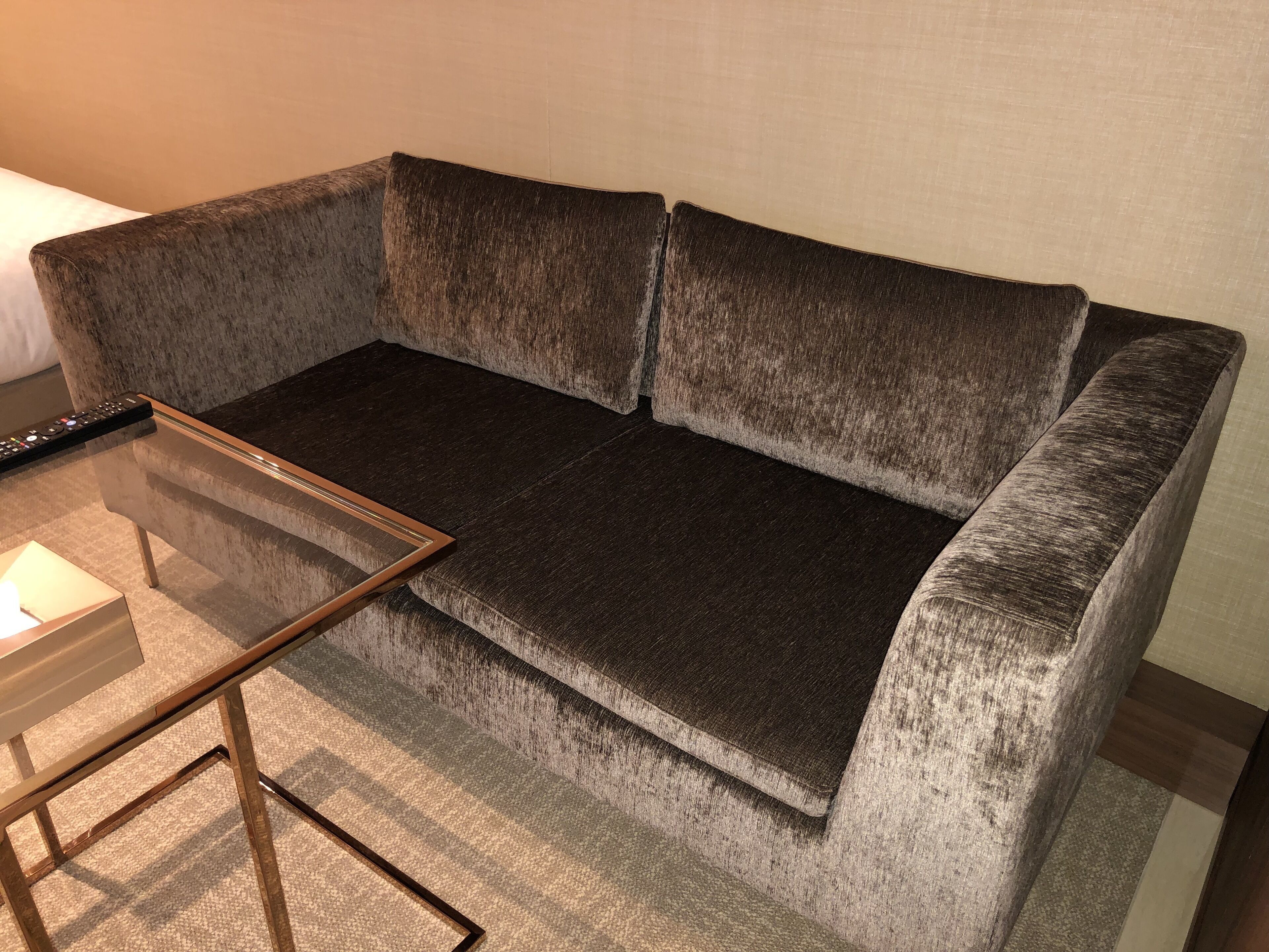 king room, non smoking | in-room safe, iron/ironing board, free wifi, bed sheets