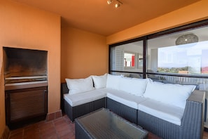 Classic Villa | Terrace/patio