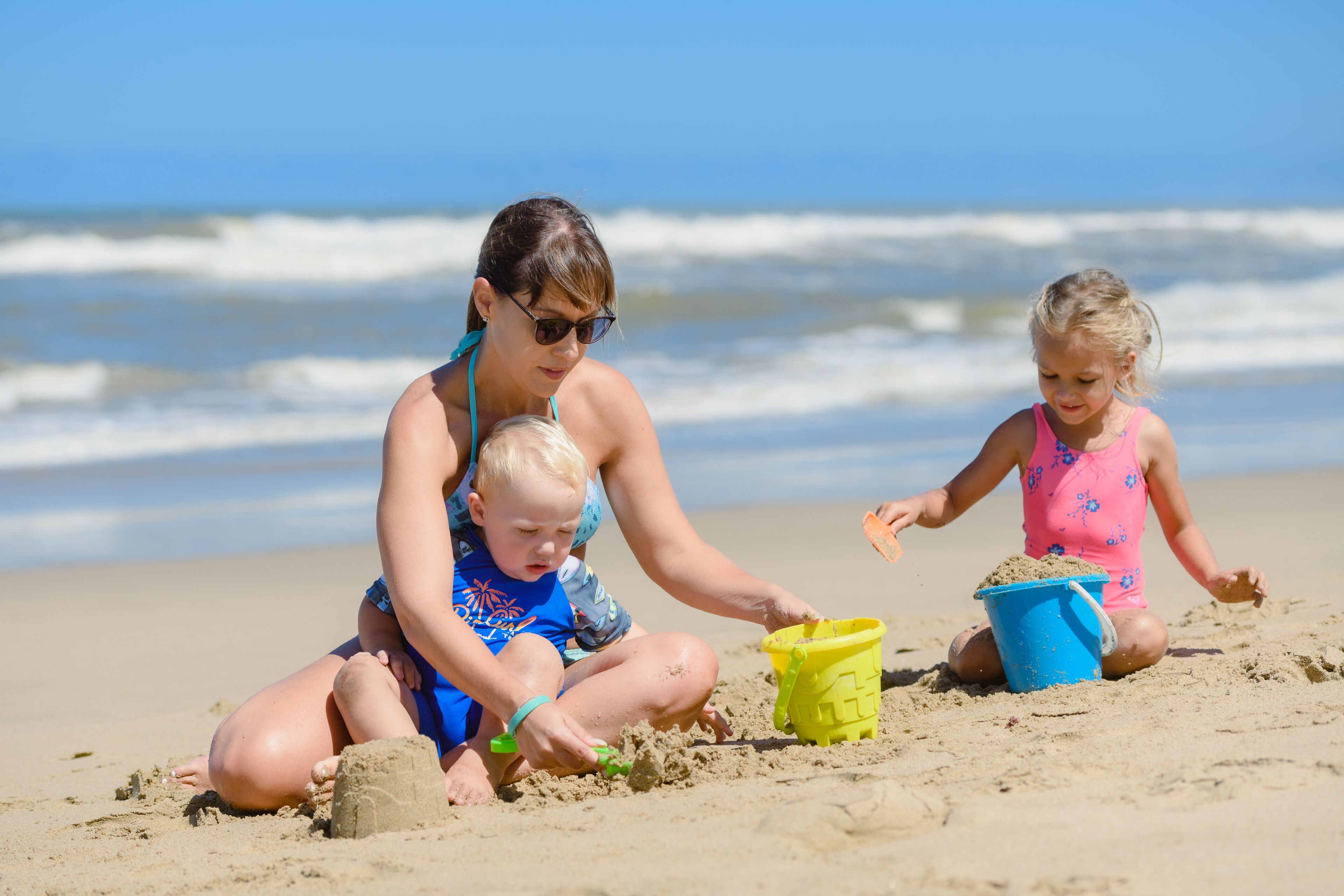 On the beach, white sand, kayaking, rowing