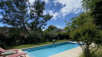 Piscine extérieure, piscine chauffée