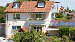 Exterior - Vacation apartment Bodensee-Fisch - Fewo Bodensee (Meersburg)