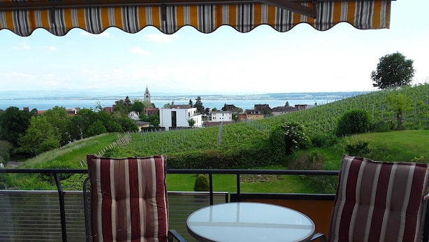 Outdoor dining - Vacation apartment Bodensee-Fisch - Fewo Bodensee (Meersburg)