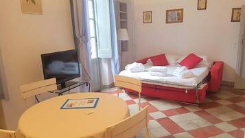 Fer et planche Ă repasser, Wi-Fi gratuit, draps fournis