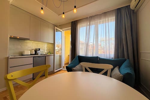 Small One-Bedroom Apartment | Area soggiorno