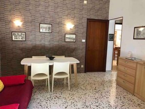 Interior - Three-room apartment 'IL BAGLIETTO' (Valderice)