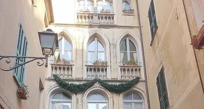Villa Malvina G: A welcoming apartment that is part of an ancient historic building, with Free WI-FI.