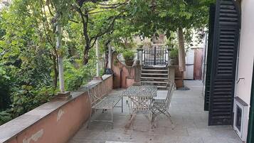 Ristorazione all'aperto