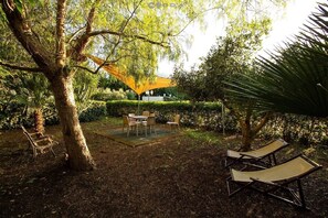 Outdoor dining - Two-room apartment 'IL FICO' (Valderice)