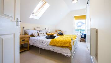 2 chambres, fer et planche Ă repasser, Wi-Fi, draps fournis