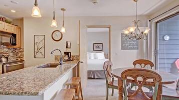 Condo (Breck_River_Mtn_Lodge_1bd) | Exterior