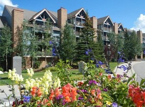 Appart'hôtel (Breck_River_Mtn_Lodge_1bd) | Extérieur