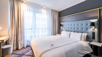 Soundproofing, free WiFi