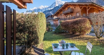 Hameau des Neiges Charming Mazot Style Chalet with Garden Les Houches