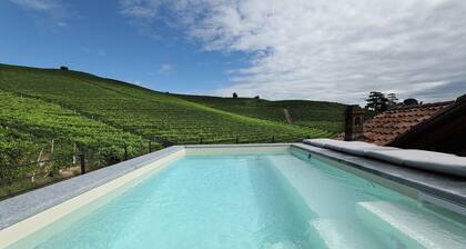Villa Giobatta: Exclusive villa in Cannubi - Barolo
