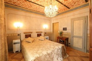 3 bedrooms, iron/ironing board, Internet, bed sheets