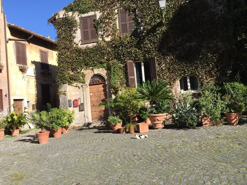 Rome - Holiday home in a quiet, safe location