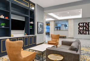 Sala de estar en el lobby