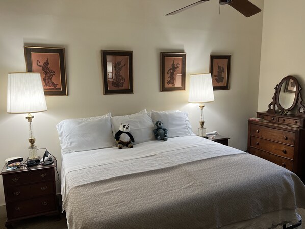 2 bedrooms, iron/ironing board, free WiFi, bed sheets