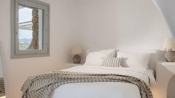 Studio by Koumi Homes Mykonos | Blackout drapes, free WiFi, bed sheets